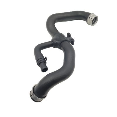 New Condition Rubber Radiator Hose OE 2045013782 For Mercedes Benz W204 W207 W212 Auto Spare Parts